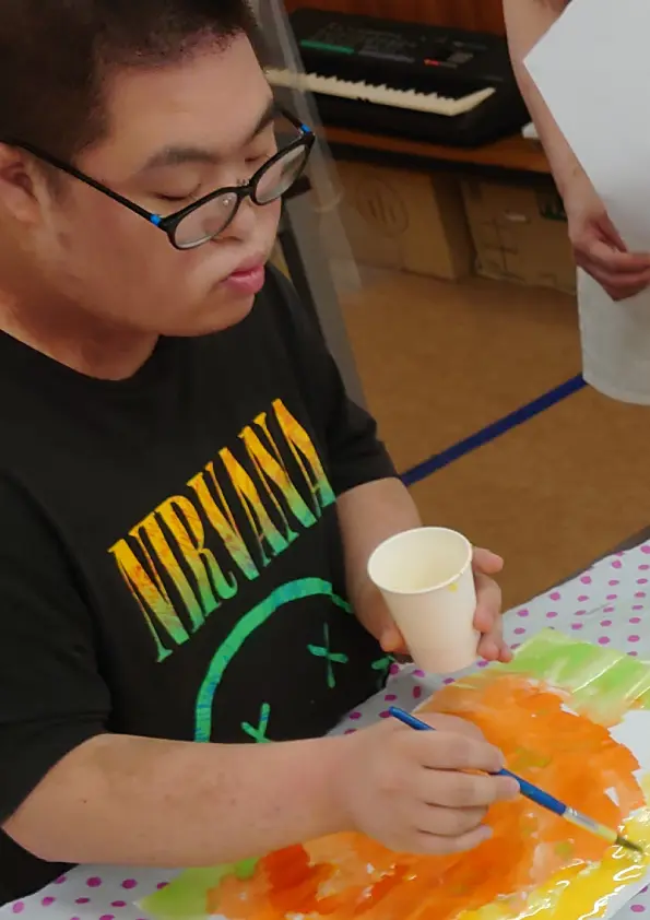 名古屋の施設「ネバーランド」でお絵描き！