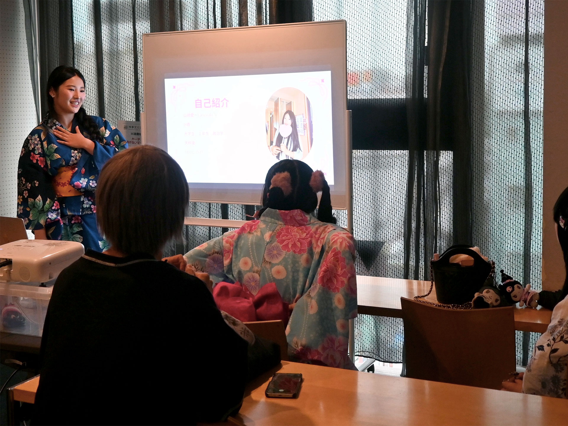 【開催レポート】モナコ出身の大学生と日本の中高生が浅草で異文化交流